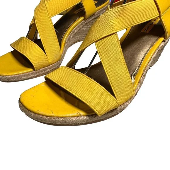 Bandolino Yellow Stretch Fabric Wedge Sandal 10.5M - Picture 8 of 11